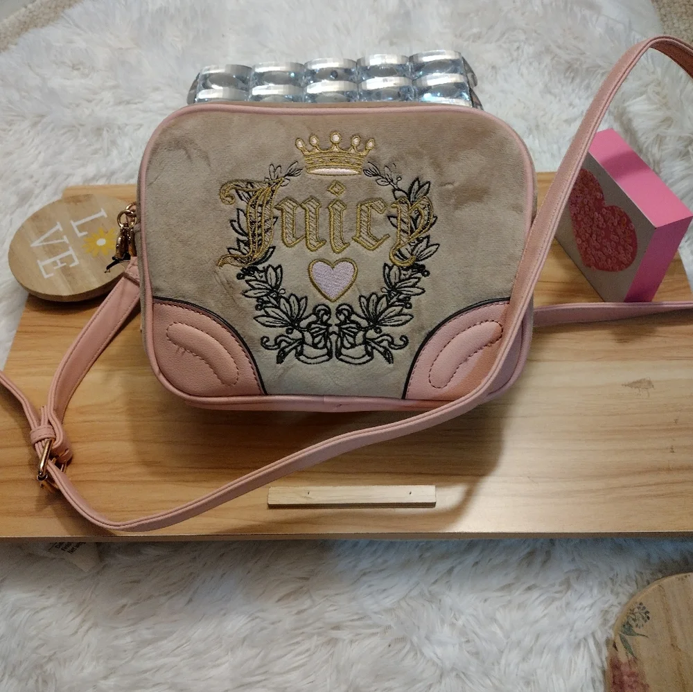 Juicy Couture 👑💎 Cafe Heritage Crossbody Bag 🆕 ✨ - Picture 3 of 10